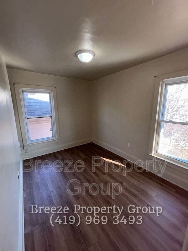 Building Photo - 1537 Remington St