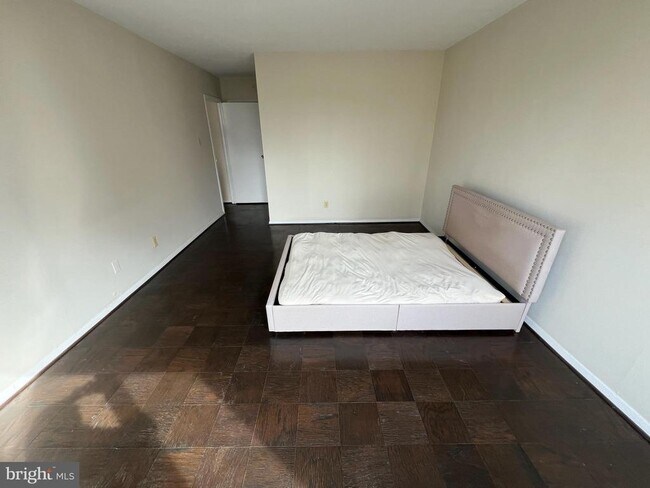 Building Photo - 11801 Rockville Pike