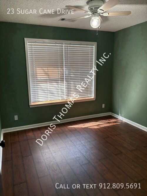Building Photo - 23 Sugar Cane Dr