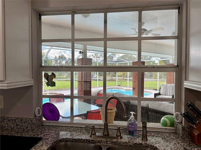 Building Photo - 1950 Bern Creek Loop