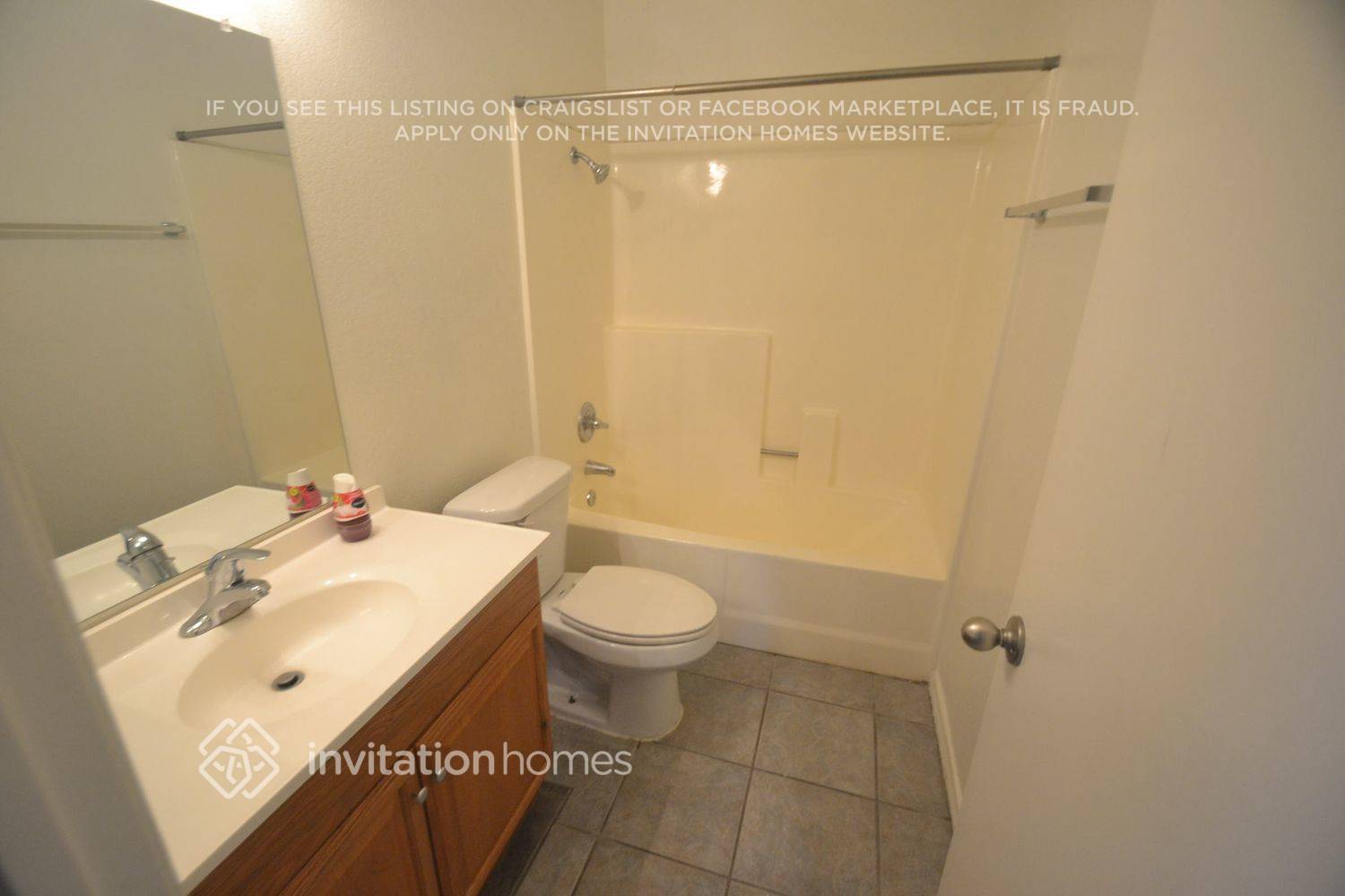 Building Photo - 3065 Hoya Pl