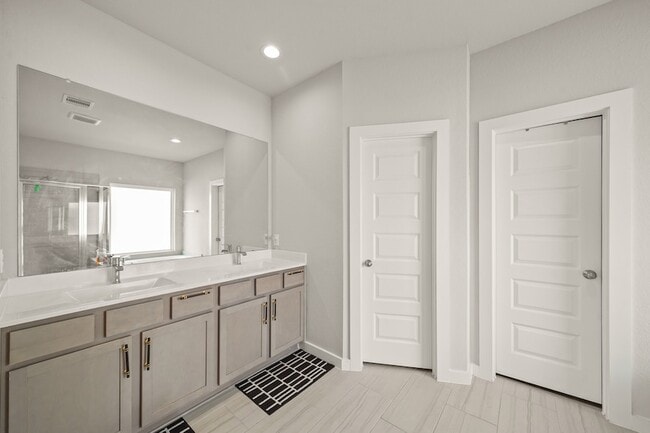 Building Photo - 18419 Windy Knl Wy