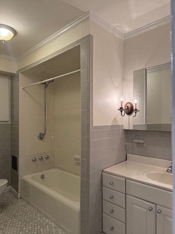 Building Photo - 112 Pinckney St