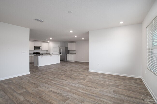 Building Photo - 5540 Lancelot Trl