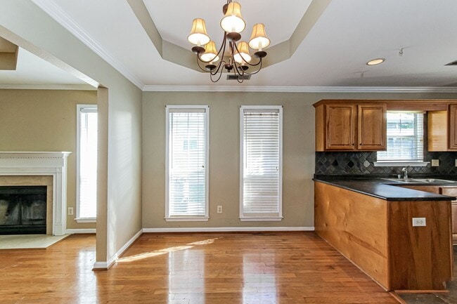 Building Photo - 453 Tocoa Rd