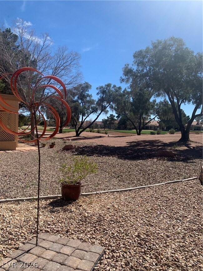 Building Photo - 2924 Crown Ridge Dr