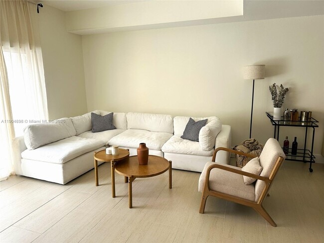 Building Photo - 14305 SW 57th Ln