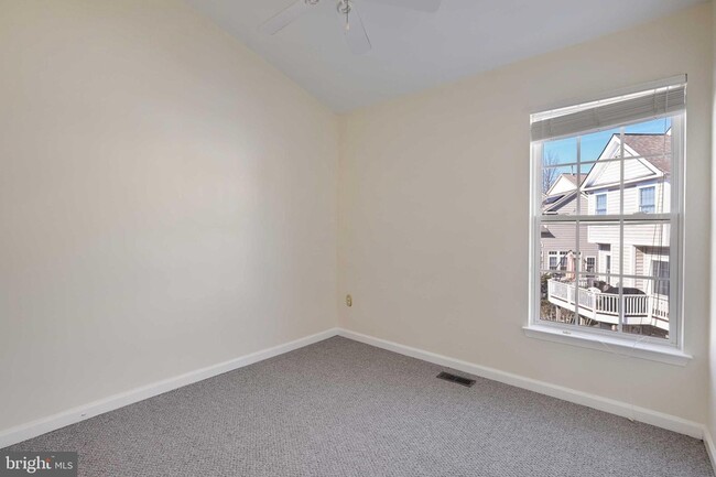 Building Photo - 409 Phelps St