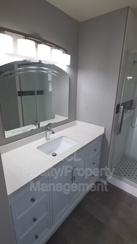 Building Photo - 27586 Calle Ladera