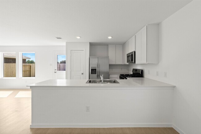 Building Photo - 6863 Flowering Ginger Ln