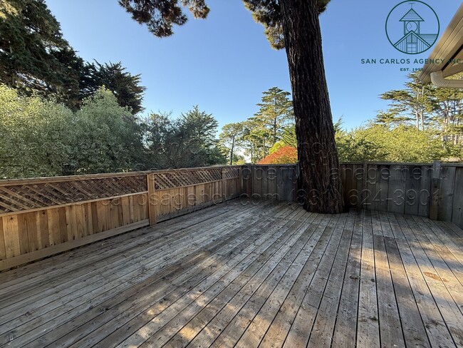 Building Photo - Cute and Recently Remodeled Carmel-by-the-Sea Cottage