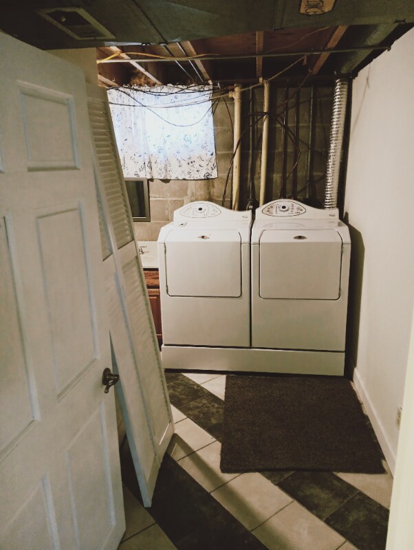 Building Photo - 10636 Nicholas St