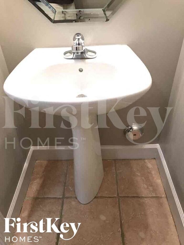 Building Photo - 388 Waterford Cove Trail