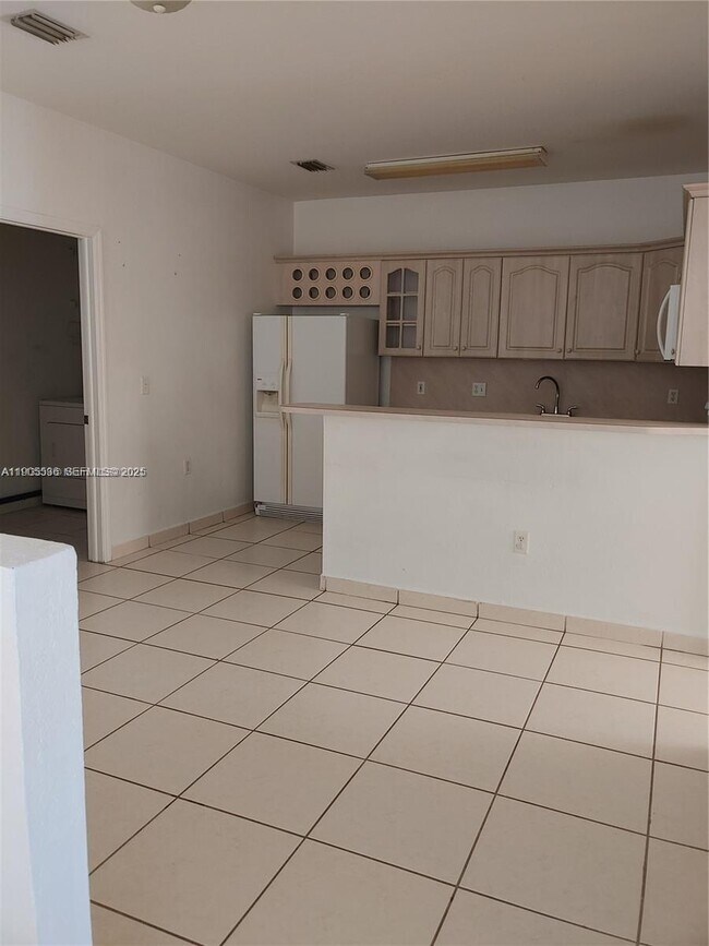 Building Photo - 7510 NW 175th St