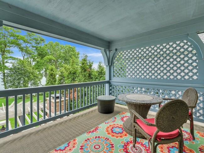 Building Photo - 106 Michigan Ct