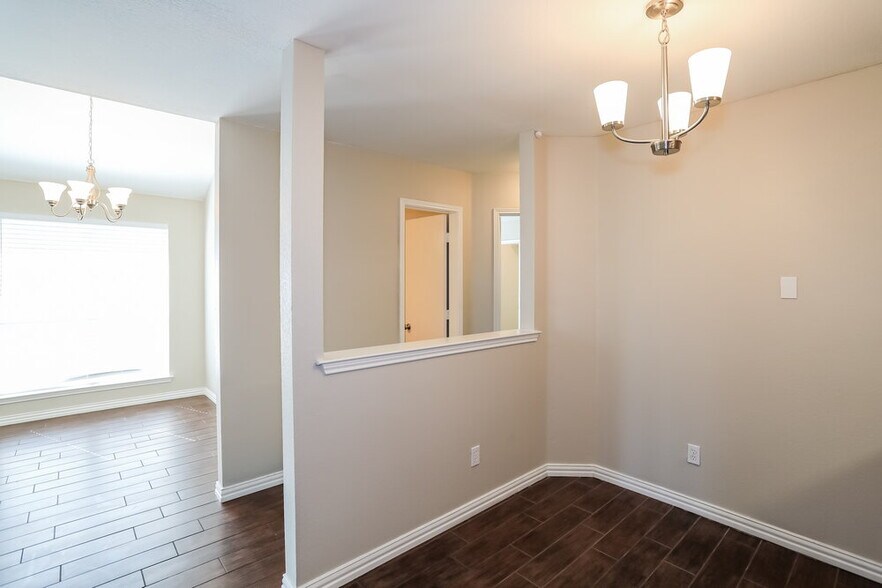 Building Photo - 5800 Magnum Dr