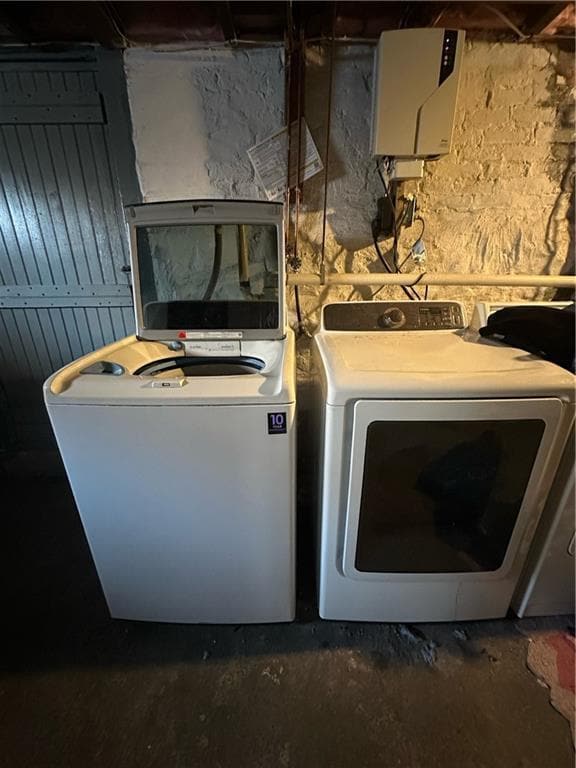 Building Photo - 35 Yates St