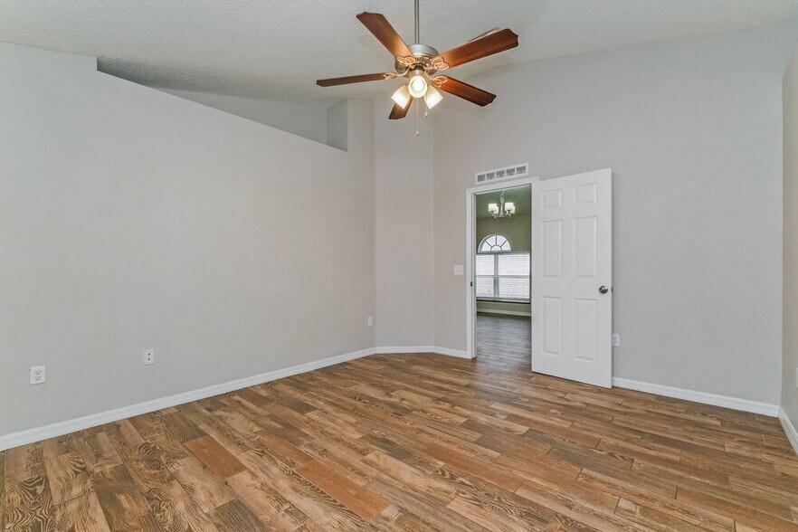 Building Photo - 13719 Gentle Woods Ave