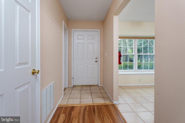 Primary Photo - 330 Smithwold Rd