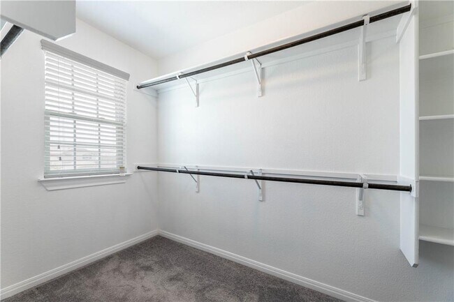 Building Photo - 5413 Traviston Dr