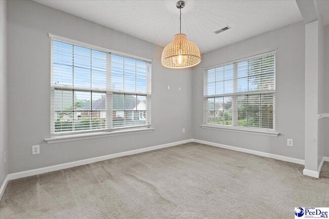 Building Photo - 529 3rd Loop Rd