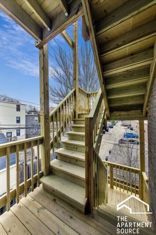 Building Photo - 2551 W Hirsch St