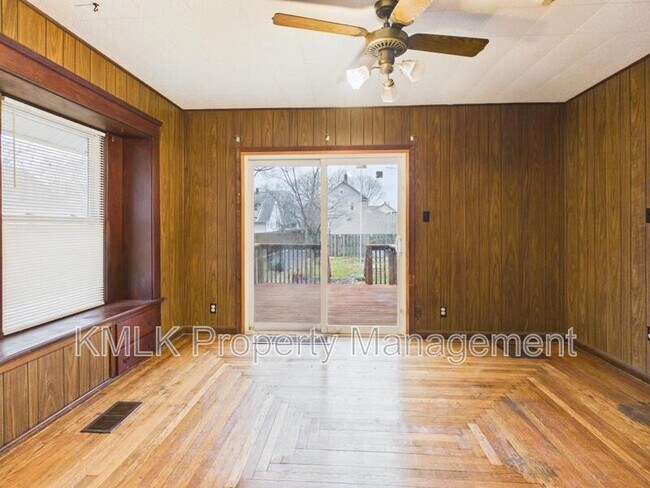 Building Photo - 1159 Carey Ave