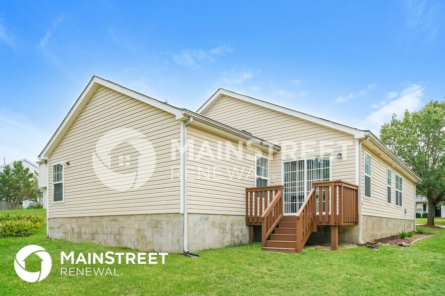 Building Photo - 3603 Thornwood Dr