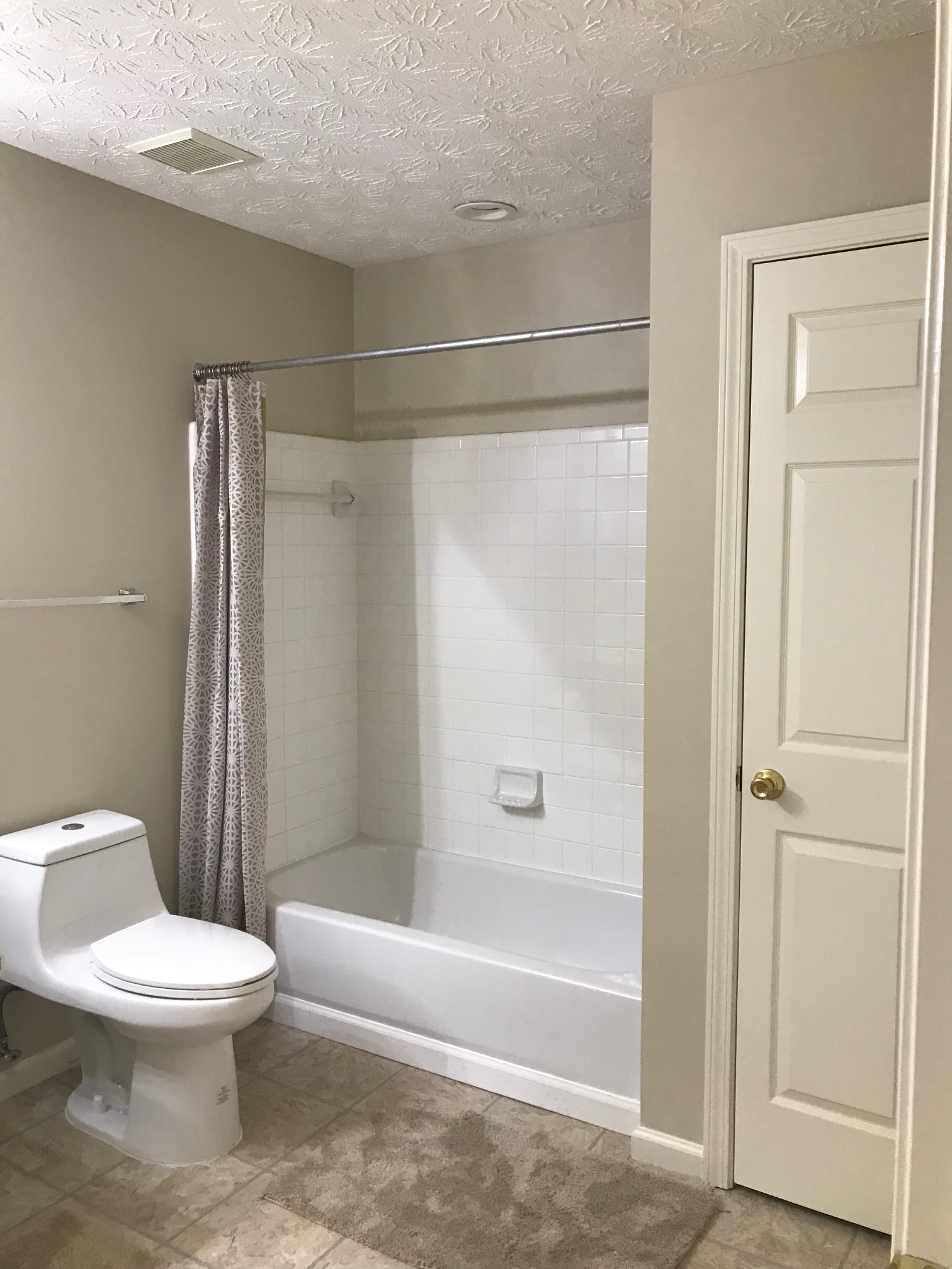 Building Photo - 4402 Orchard Trce