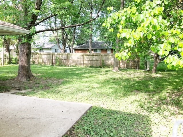 Building Photo - 3622 Breen Dr