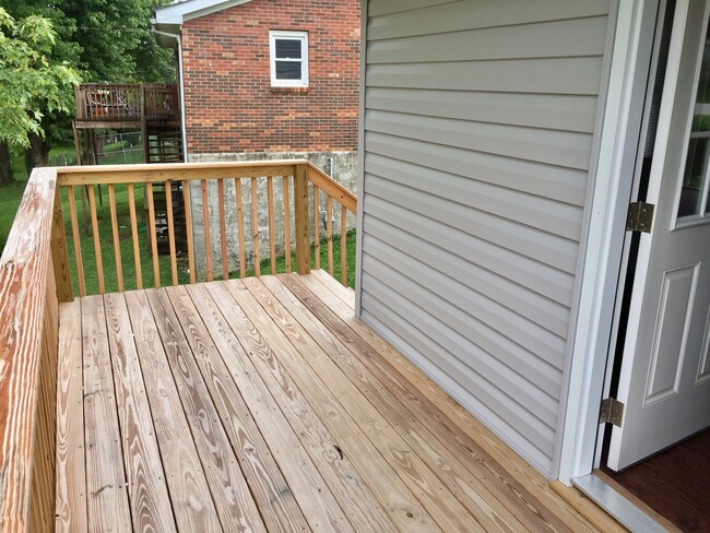 Building Photo - Charming 3 bed, 1 Bath in Shelbyville!