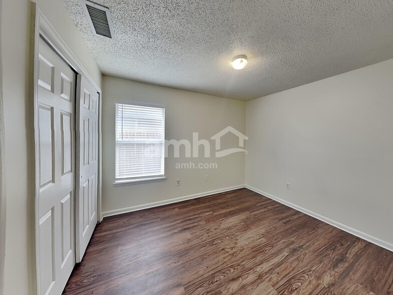 Building Photo - 6628 Morse Glen Ln