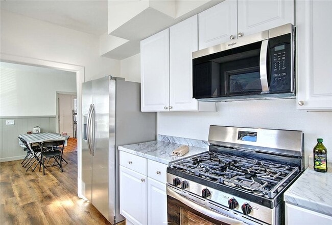 Building Photo - 68 Division St