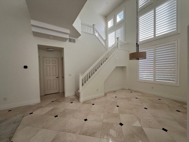 Building Photo - Beautifully Remodeled Poway Home