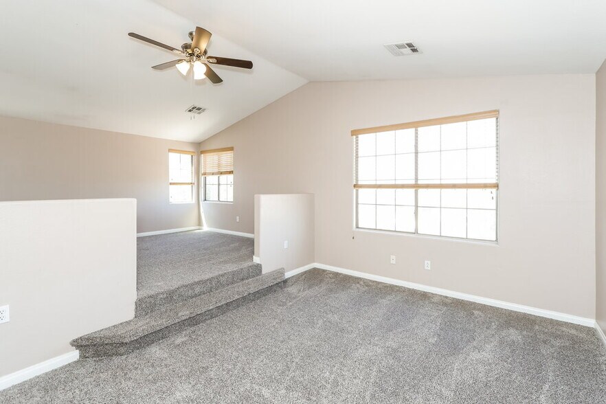 Building Photo - 296 Sweet Sugar Pine Dr