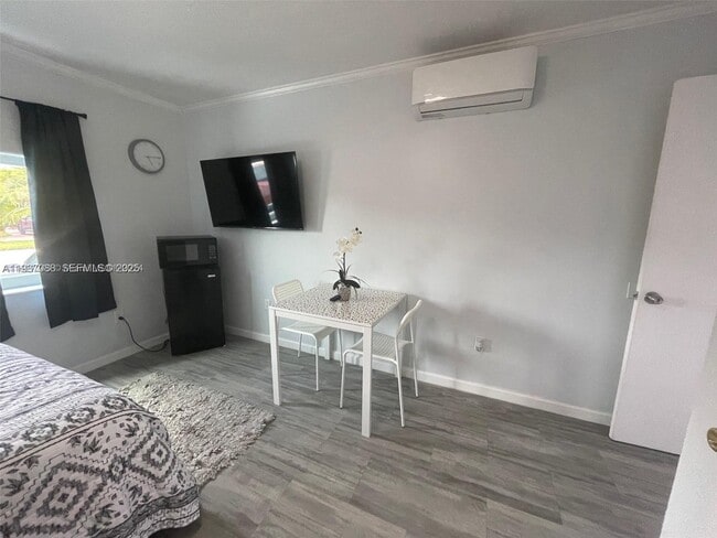 Building Photo - 7521 Harbour Blvd