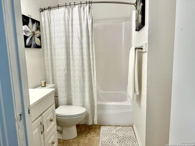 Building Photo - 4723 Castle Rose