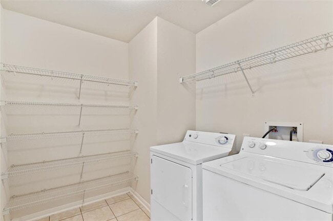 Building Photo - 18226 Fair Grange Ln