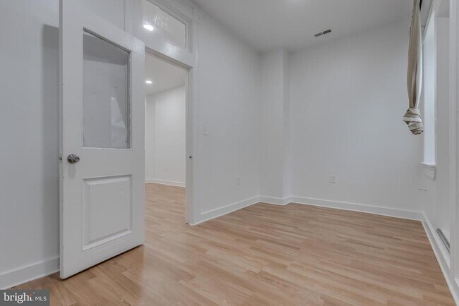 Building Photo - 1113 N Calvert St