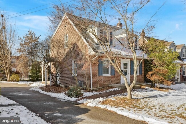 Building Photo - 344 Inwood Rd