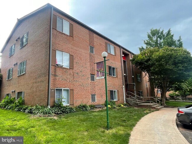 Building Photo - 7508 Prince Cole Ct