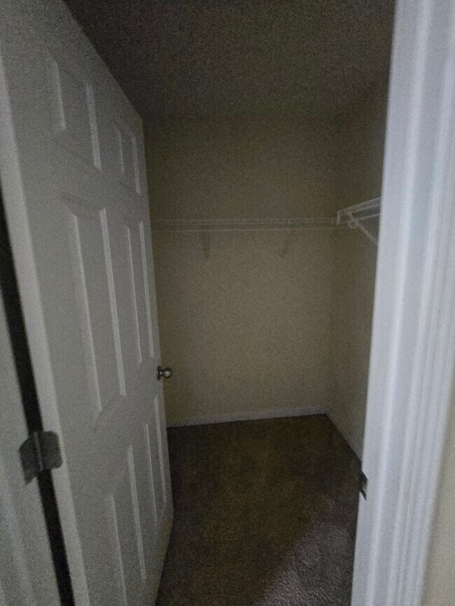 Building Photo - 905 Savin Landing