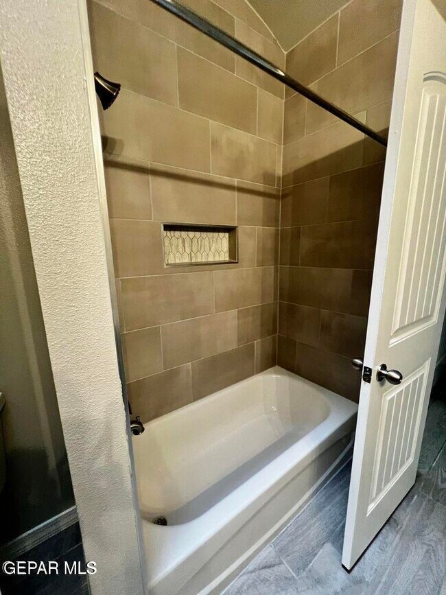 Building Photo - 11365 Hidalgo Dr