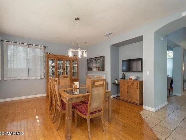 Building Photo - 728 Navito Way