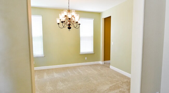 Building Photo - For Rent – Spacious 4-Bedroom Home with Bo...