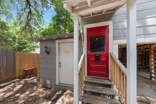 Building Photo - 109 W Norwood Ct