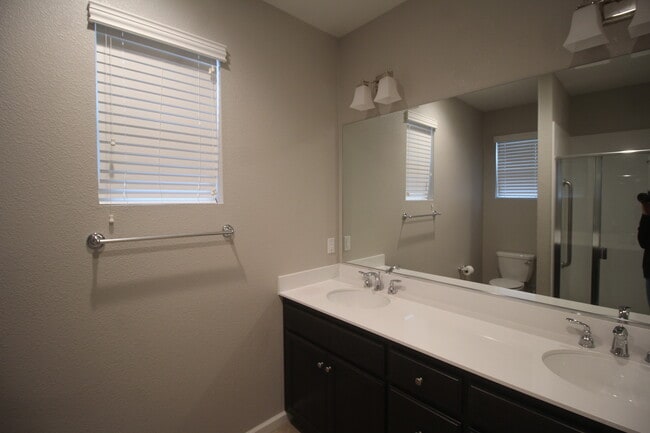 Building Photo - 3304 Sloat Run