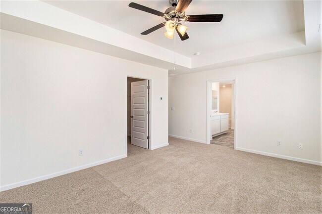 Building Photo - 568 Whitman Ln