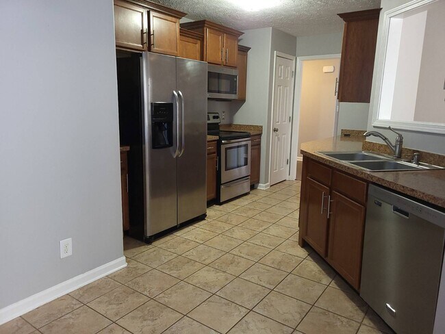 Building Photo - 961 Joey Dr