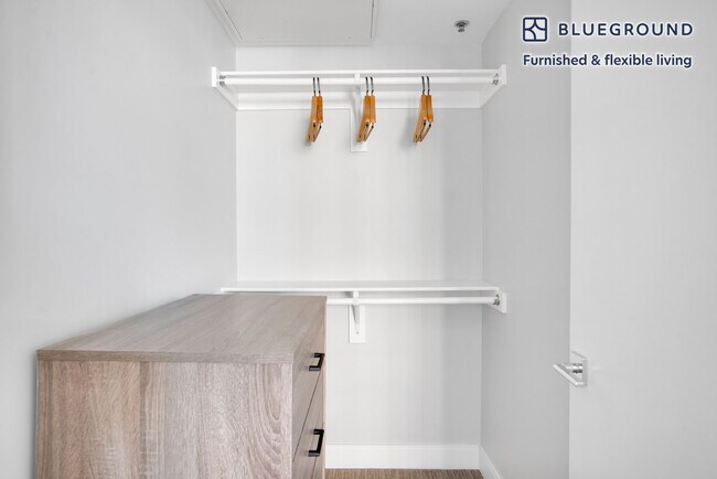 Building Photo - 2100 Welton St